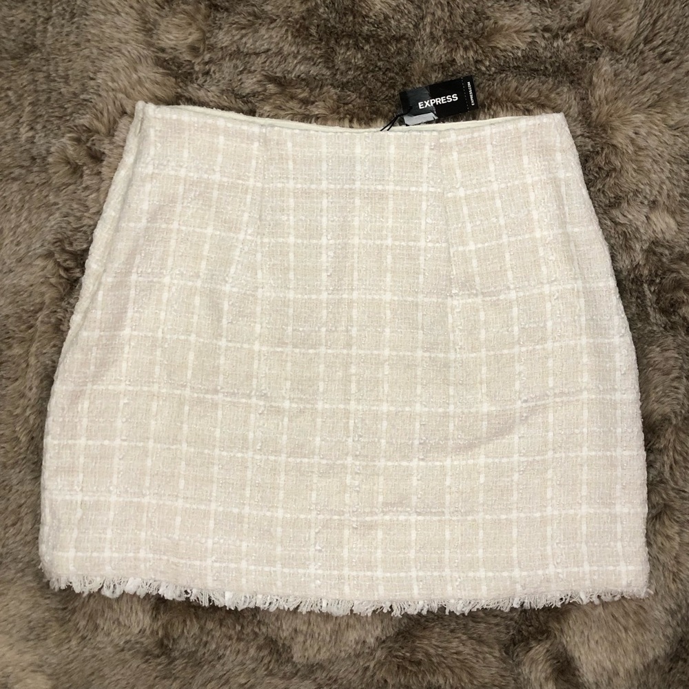 Express Cream High Waisted Tweed A-Line Mini Skirt NWT - Picture 2 of 5